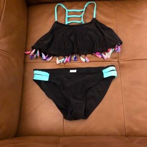 Do you girls two-piece swimsuit